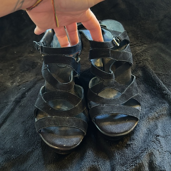 Lack strapping wedge sandals - Picture 2 of 5